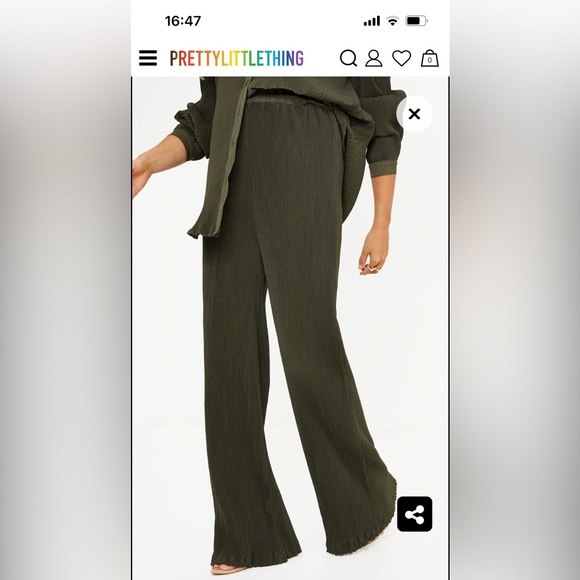 PrettyLittleThing Pants - BNWT PLT Maternity trousers, olive green plissé material, size UK 14